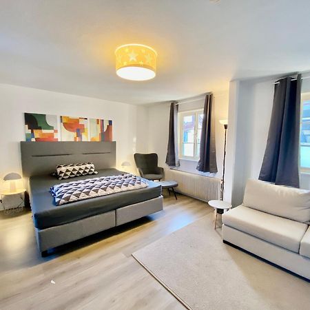 Ferienhaus "Sofia" Anno 1650, Neu - Top Lage - Tempur Beds - Wifi - Parking - Im Herzen Von Detmold-Altstadt, Historische Stadtmauer, Old Lane 代特莫尔德 外观 照片