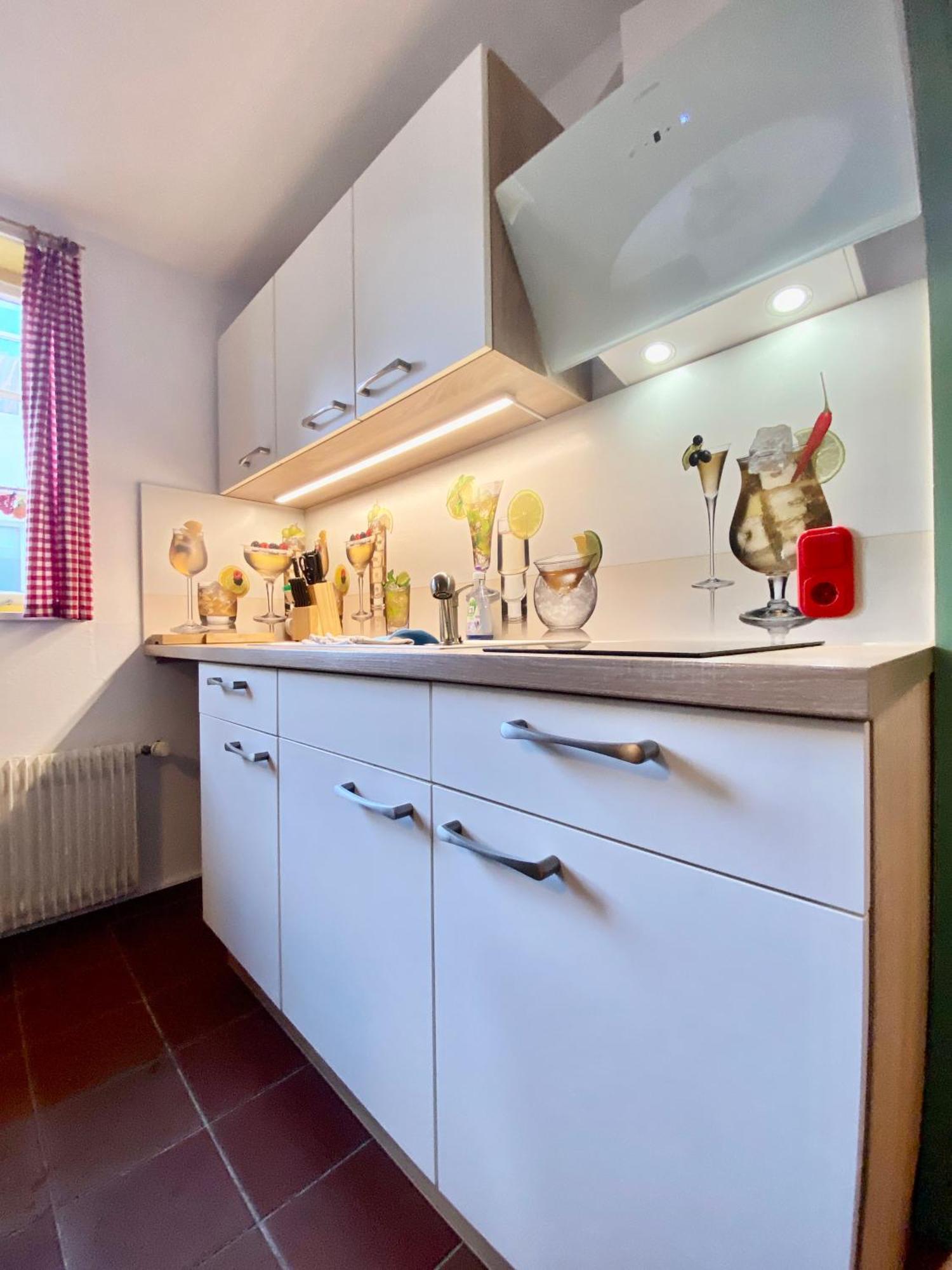 Ferienhaus "Sofia" Anno 1650, Neu - Top Lage - Tempur Beds - Wifi - Parking - Im Herzen Von Detmold-Altstadt, Historische Stadtmauer, Old Lane 代特莫尔德 外观 照片