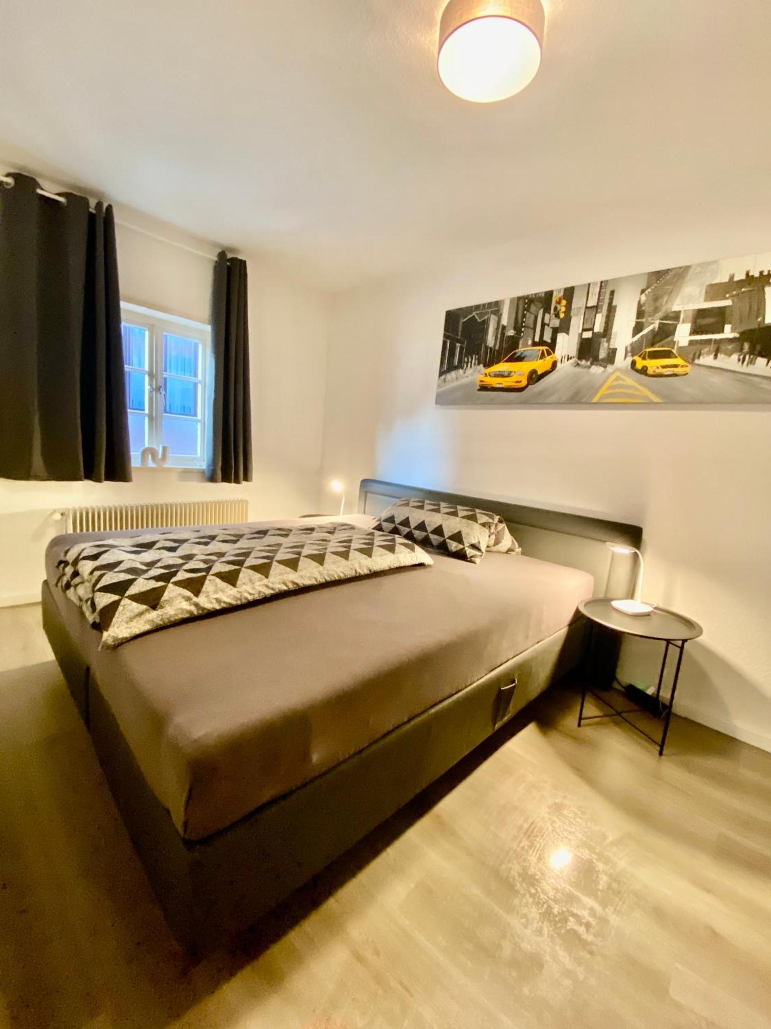 Ferienhaus "Sofia" Anno 1650, Neu - Top Lage - Tempur Beds - Wifi - Parking - Im Herzen Von Detmold-Altstadt, Historische Stadtmauer, Old Lane 代特莫尔德 外观 照片